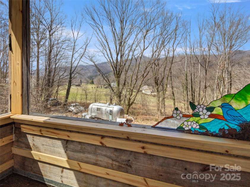 38 Jenkins Farm Lane, Weaverville, NC 28787.  MLS# CAR4237108, YatesRealty ID 10324. 