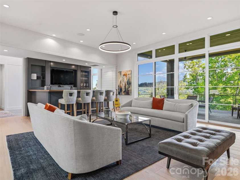 1121 Timberbluff Way, Arden, NC 28704.  MLS# CAR4389216, YatesRealty ID 10325. Entertaining spaces thoughtfully designed for effortless hosting