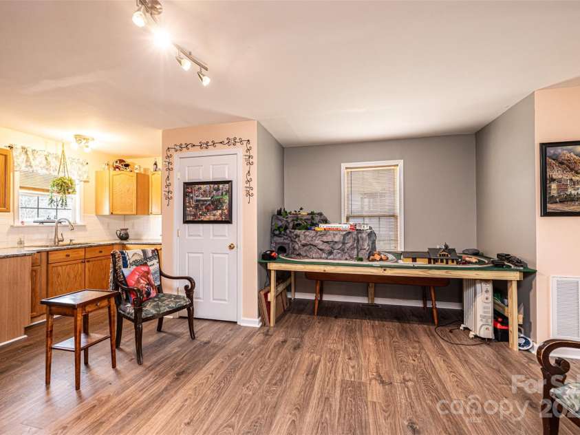 2561 Ellys Street, Lincolnton, NC 28092.  MLS# CAR4235022, YatesRealty ID 10325. 