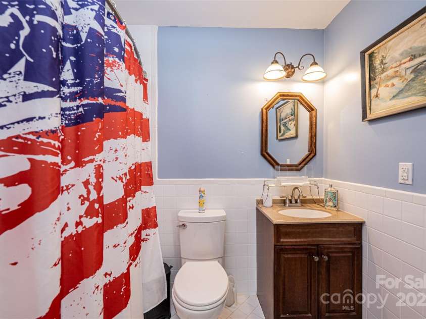 2561 Ellys Street, Lincolnton, NC 28092.  MLS# CAR4235022, YatesRealty ID 10325. 