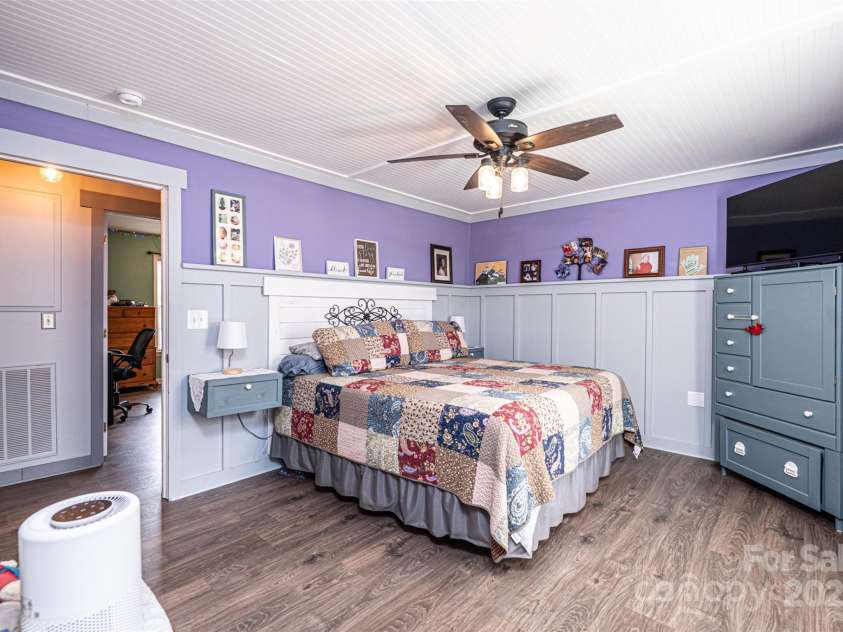 2561 Ellys Street, Lincolnton, NC 28092.  MLS# CAR4235022, YatesRealty ID 10325. 