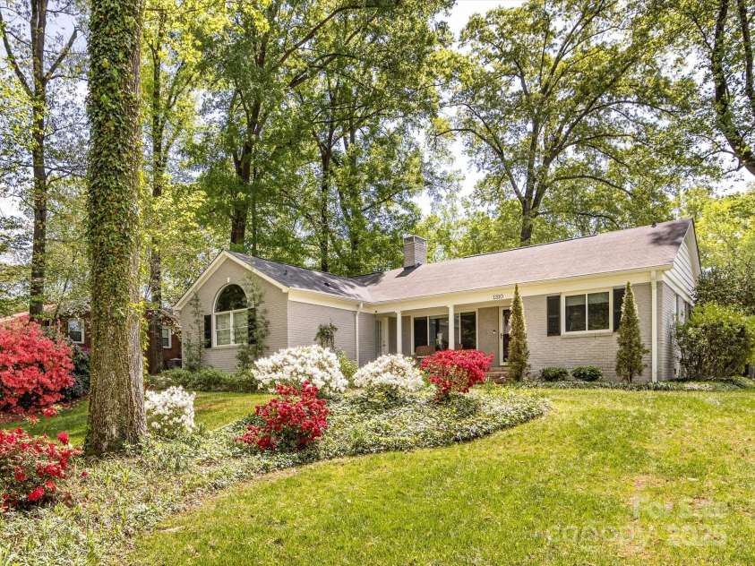 1310 Woodland Drive, Charlotte, NC 28205.  MLS# CAR4244201, YatesRealty ID 10326. 