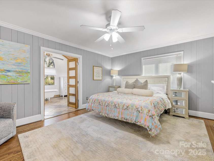 1310 Woodland Drive, Charlotte, NC 28205.  MLS# CAR4244201, YatesRealty ID 10326. 