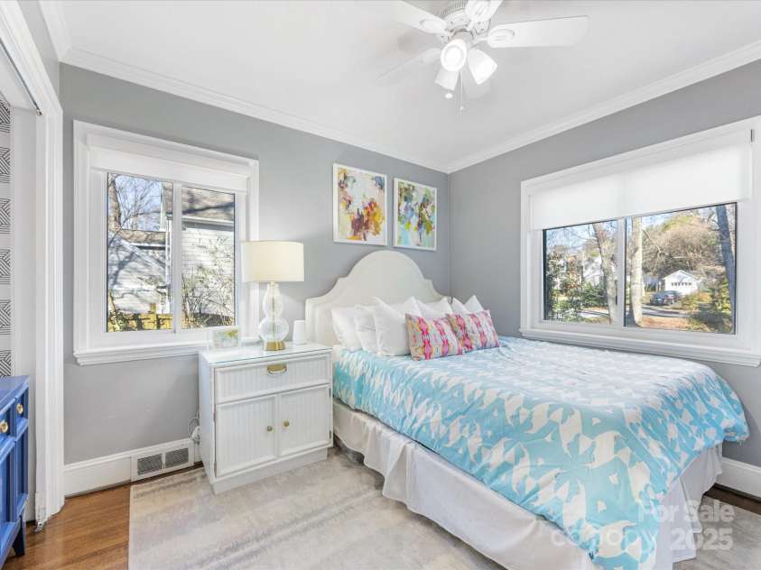 1310 Woodland Drive, Charlotte, NC 28205.  MLS# CAR4244201, YatesRealty ID 10326. 