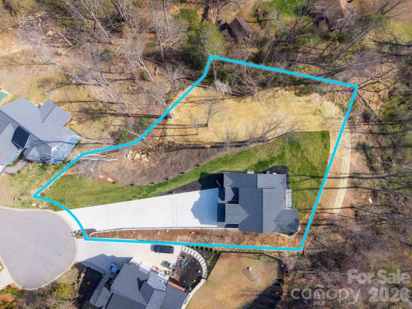 48 Carden Road, Weaverville, NC 28787.  MLS# CAR4363277, YatesRealty ID 10329. 