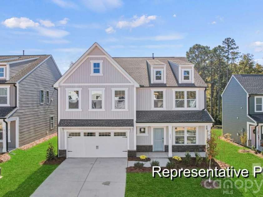 1846 Hunter Oaks Lane, Lincolnton, NC 28092.  MLS# CAR4338028, YatesRealty ID 1033. 