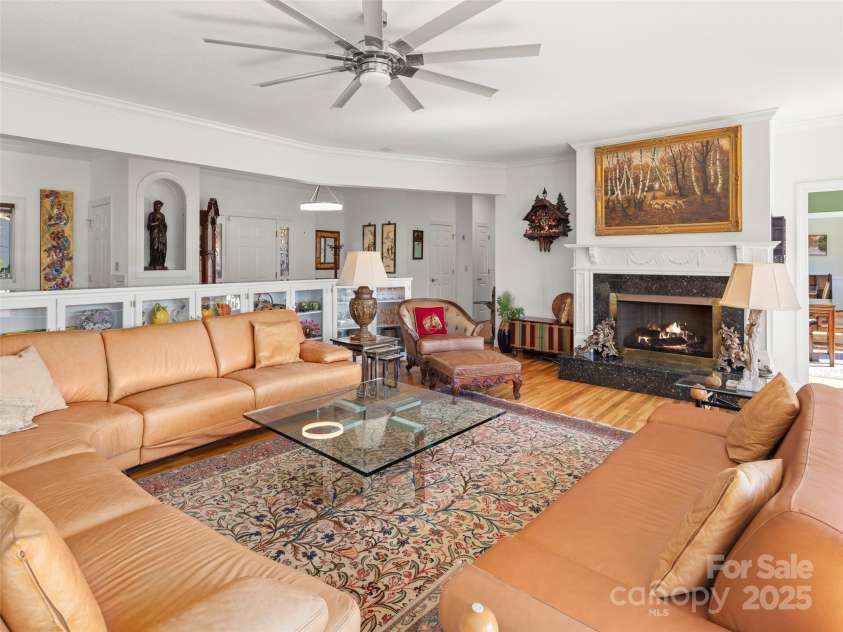 700 Laurel Ridge Drive, Waynesville, NC 28786.  MLS# CAR4221044, YatesRealty ID 1033. 