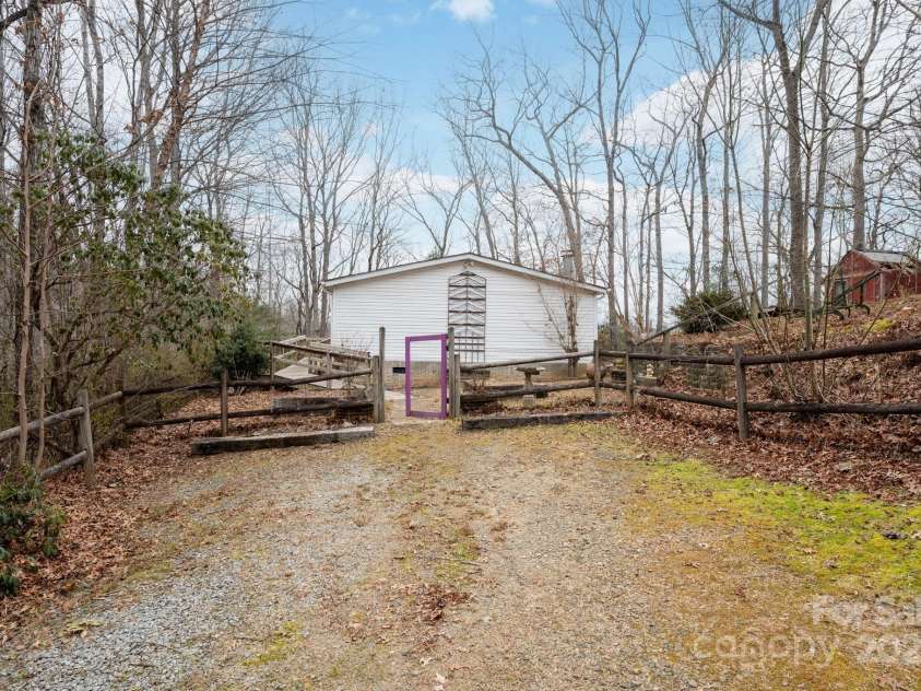 242 Breezy Mountain Lane, Mills River, NC 28759.  MLS# CAR4215866, YatesRealty ID 10330. Ample parking.