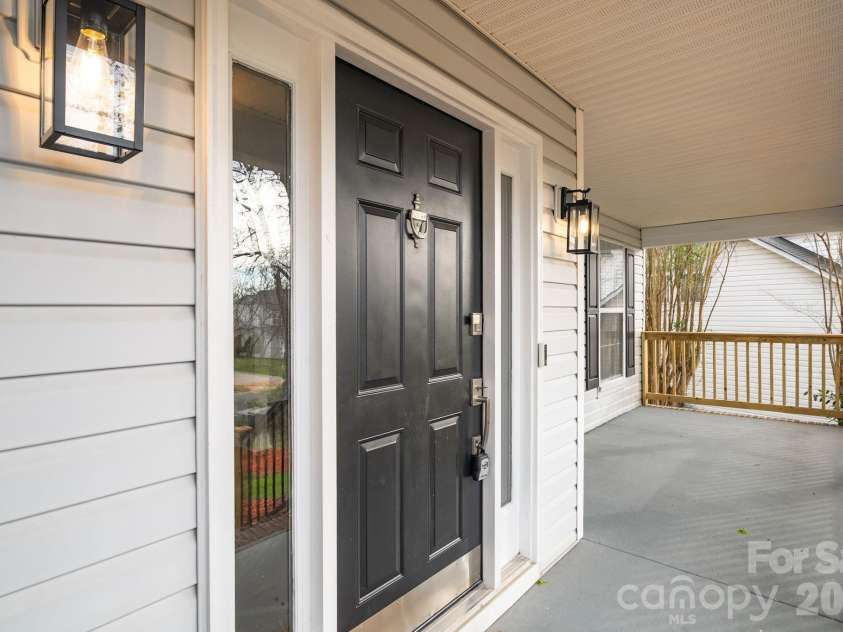 11412 Celandine Court, Charlotte, NC 28213.  MLS# CAR4358182, YatesRealty ID 10331. 