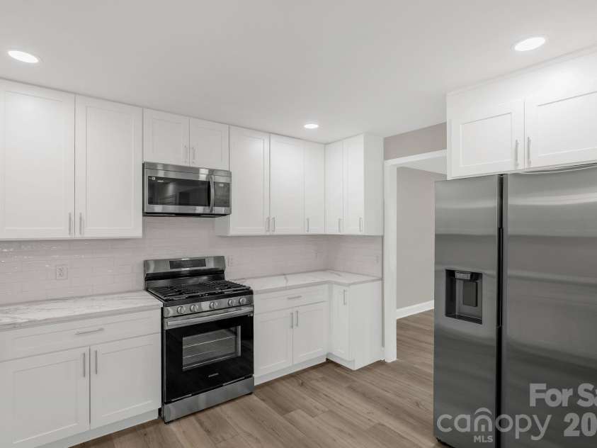11412 Celandine Court, Charlotte, NC 28213.  MLS# CAR4358182, YatesRealty ID 10331. 