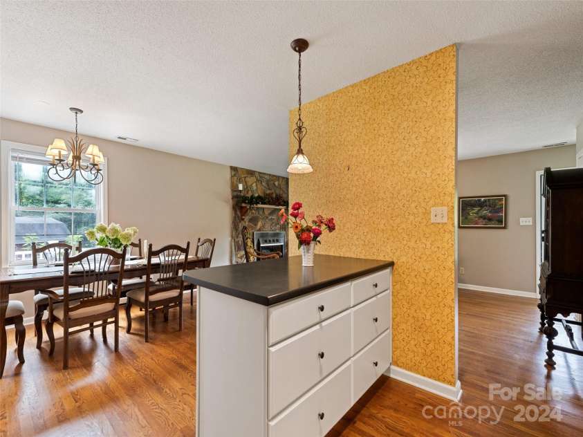 359 Husky Road, Bryson City, NC 28713.  MLS# CAR4177913, YatesRealty ID 10332. 