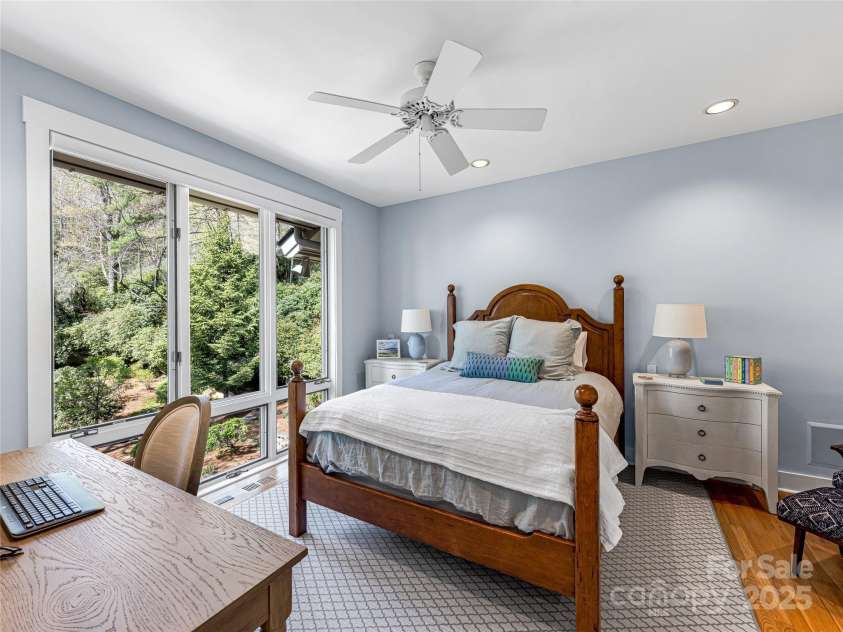 199 Mills Creek Point, Lake Toxaway, NC 28747.  MLS# CAR4253135, YatesRealty ID 10333. 