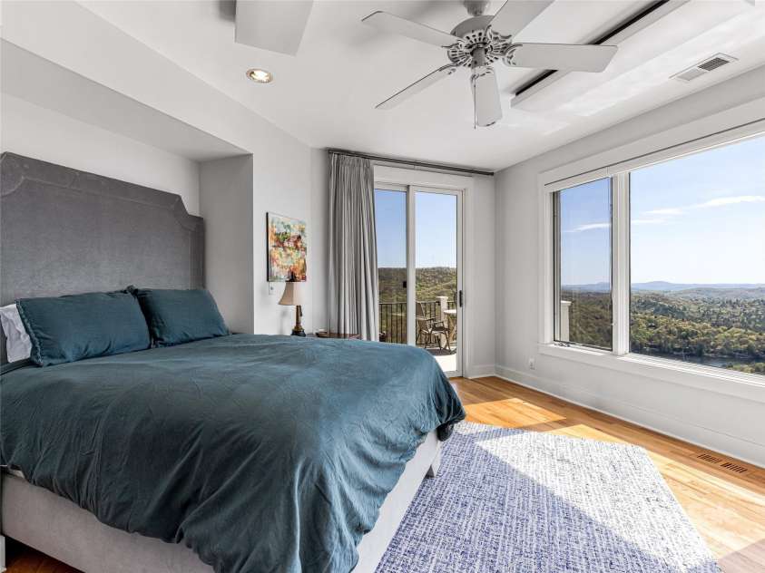 199 Mills Creek Point, Lake Toxaway, NC 28747.  MLS# CAR4253135, YatesRealty ID 10333. 