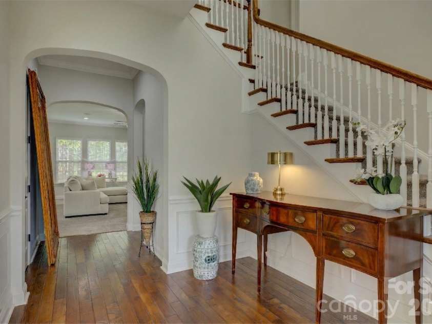 11521 Egrets Point Drive, Charlotte, NC 28278.  MLS# CAR4357758, YatesRealty ID 10334. 