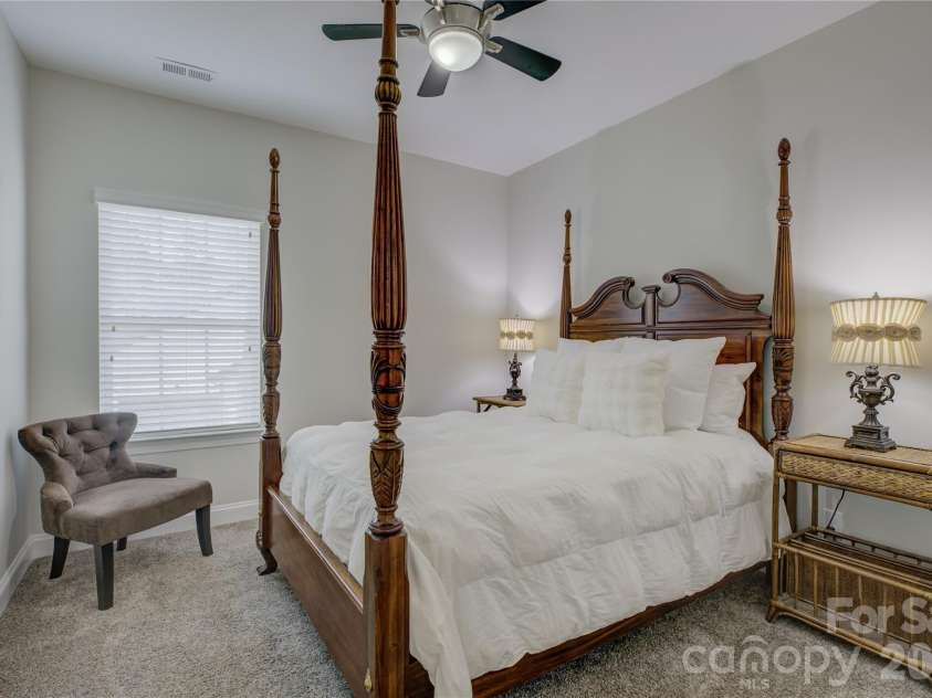 11521 Egrets Point Drive, Charlotte, NC 28278.  MLS# CAR4357758, YatesRealty ID 10334. Bedroom 4