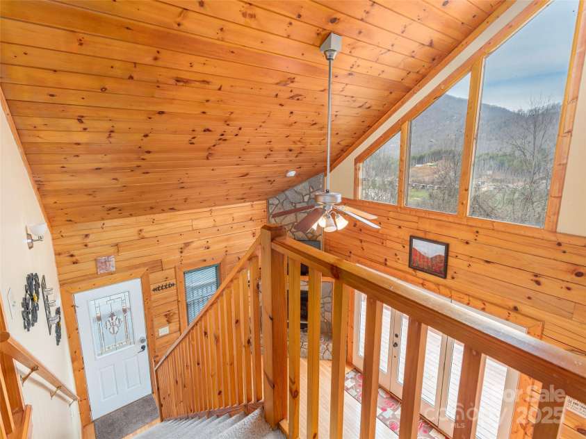 291 Appalachian Trail, Maggie Valley, NC 28751.  MLS# CAR4223775, YatesRealty ID 10334. 