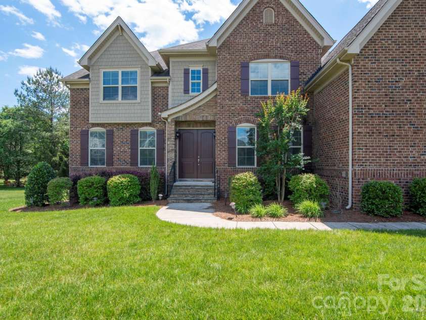 509 Pine Needle Court, Weddington, NC 28104.  MLS# CAR4353766, YatesRealty ID 10337. 
