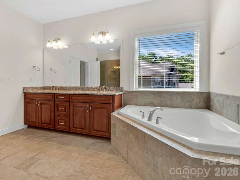 509 Pine Needle Court, Weddington, NC 28104.  MLS# CAR4353766, YatesRealty ID 10337. 