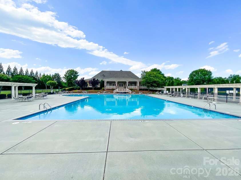 509 Pine Needle Court, Weddington, NC 28104.  MLS# CAR4353766, YatesRealty ID 10337. 