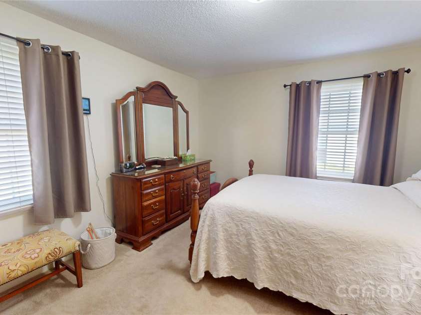 70 Johns Creek Drive, Marion, NC 28752.  MLS# CAR4246183, YatesRealty ID 10339. 