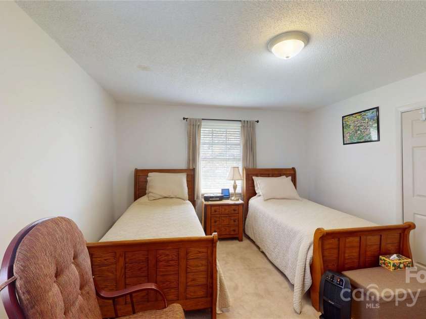 70 Johns Creek Drive, Marion, NC 28752.  MLS# CAR4246183, YatesRealty ID 10339. 