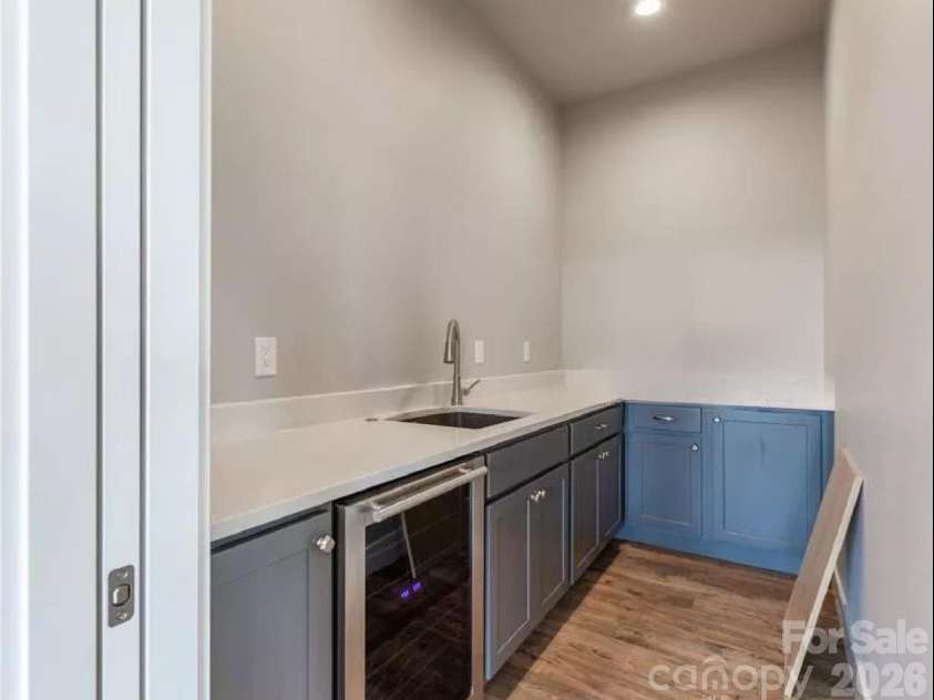 5743 Lake Pointe Drive, Granite Falls, NC 28630.  MLS# CAR4337914, YatesRealty ID 1034. 