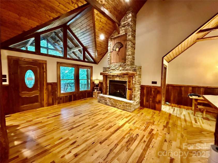 68 Sherwood Village Court, Brevard, NC 28712.  MLS# CAR4232497, YatesRealty ID 1034. Exquisite Detail