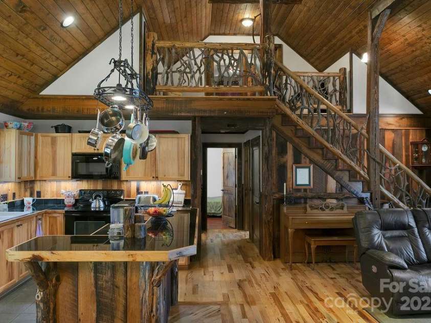 68 Sherwood Village Court, Brevard, NC 28712.  MLS# CAR4232497, YatesRealty ID 1034. Let's go upstairs