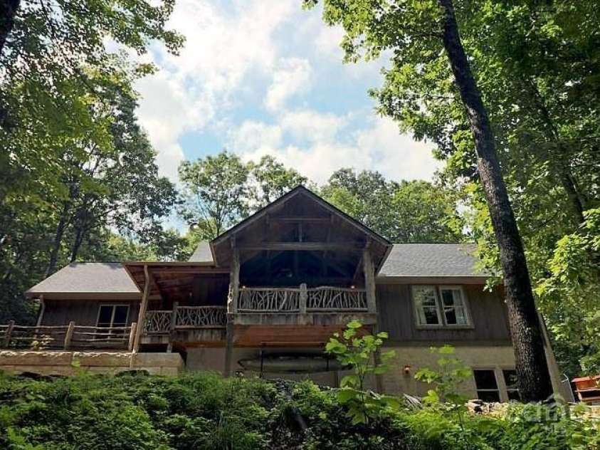 68 Sherwood Village Court, Brevard, NC 28712.  MLS# CAR4232497, YatesRealty ID 1034. Peaceful Setting