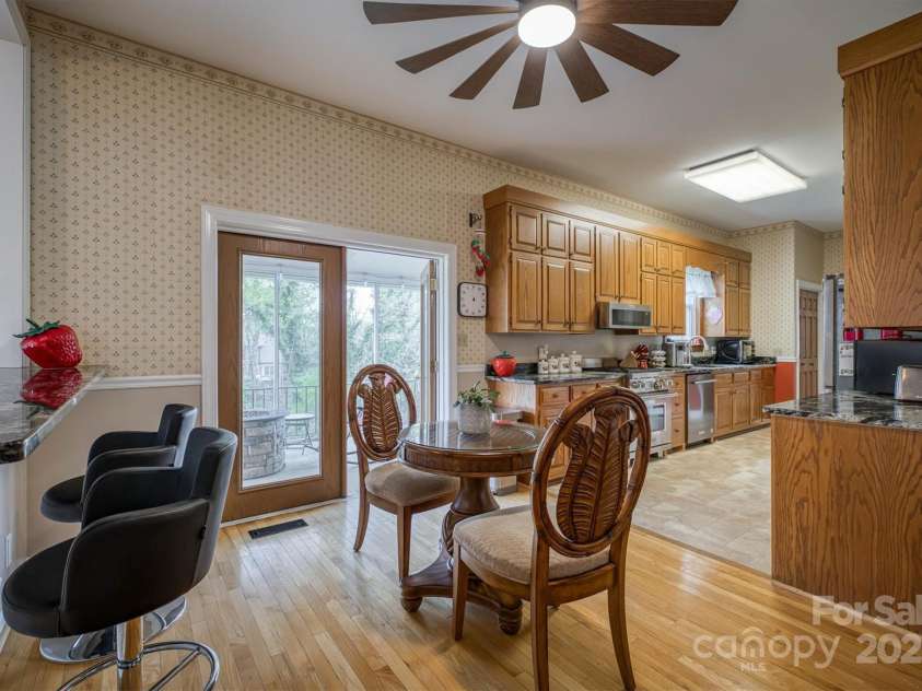810 Bethel Road, Morganton, NC 28655.  MLS# CAR4244280, YatesRealty ID 10340. 