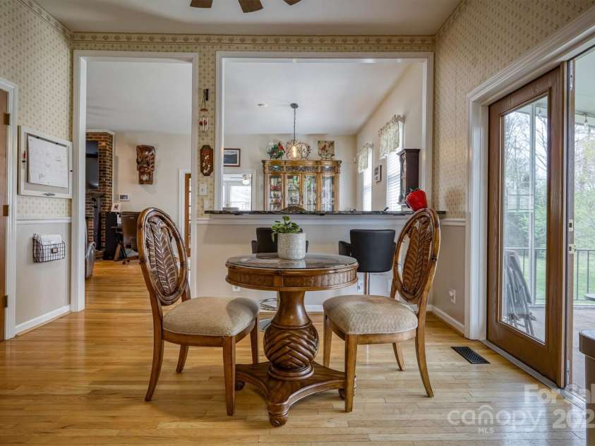 810 Bethel Road, Morganton, NC 28655.  MLS# CAR4244280, YatesRealty ID 10340. 