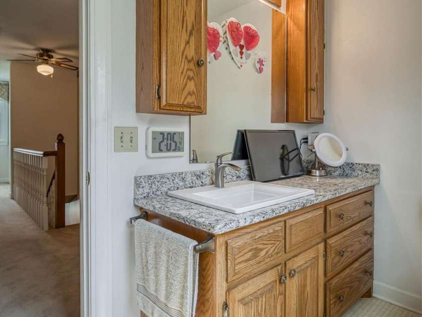 810 Bethel Road, Morganton, NC 28655.  MLS# CAR4244280, YatesRealty ID 10340. Upstairs Bathroom