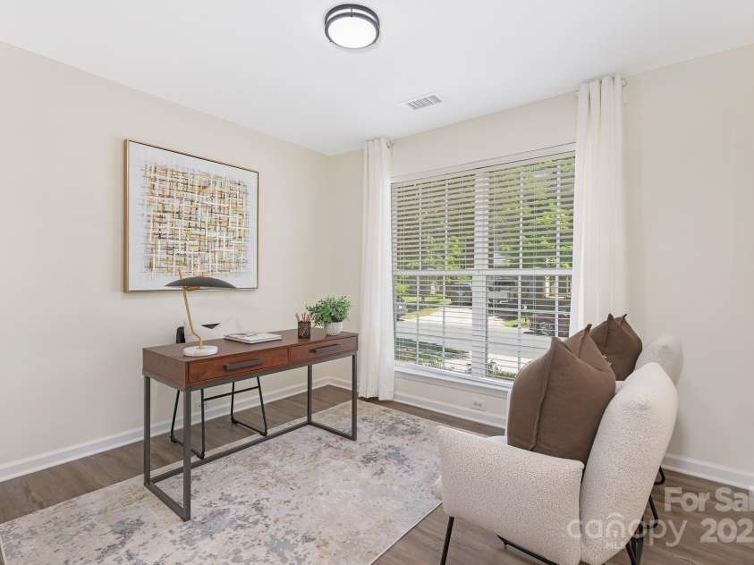 12624 Cedar Crossings Drive, Charlotte, NC 28273.  MLS# CAR4252686, YatesRealty ID 10341. Flex space on main floor