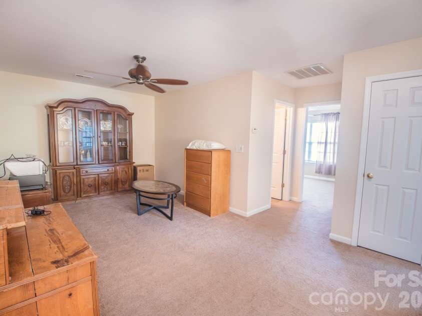 3615 Darlington Road, Matthews, NC 28105.  MLS# CAR4357542, YatesRealty ID 10342. Loft,