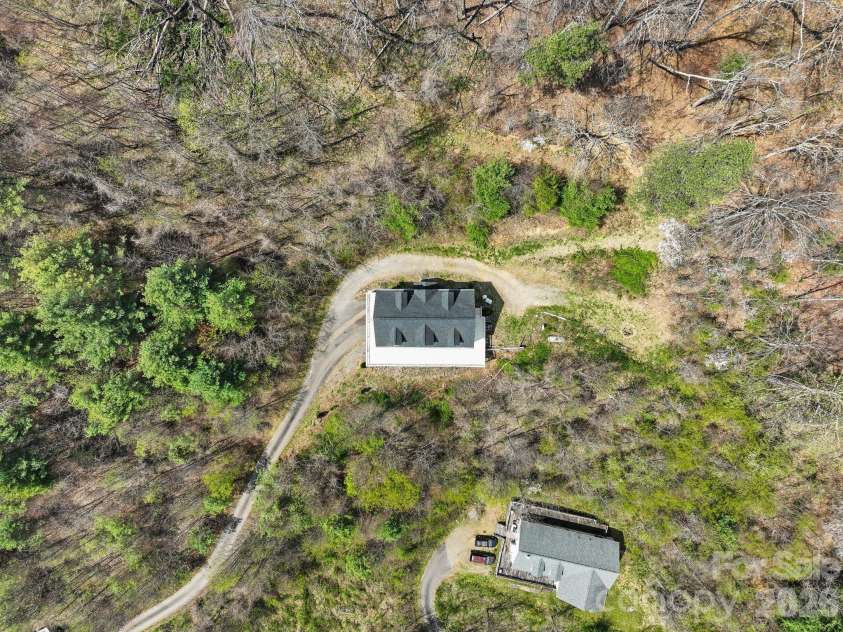 267 Eagles Trace, Canton, NC 28716.  MLS# CAR4358414, YatesRealty ID 10343. 