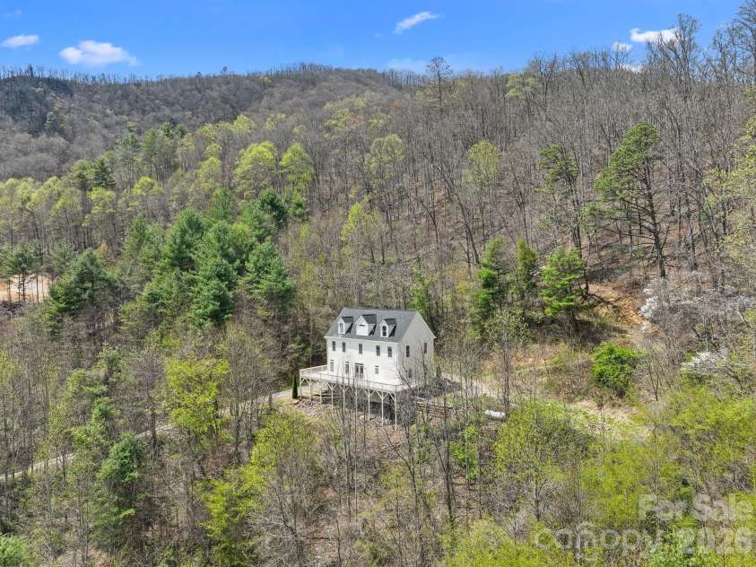267 Eagles Trace, Canton, NC 28716.  MLS# CAR4358414, YatesRealty ID 10343. Eagles Trace