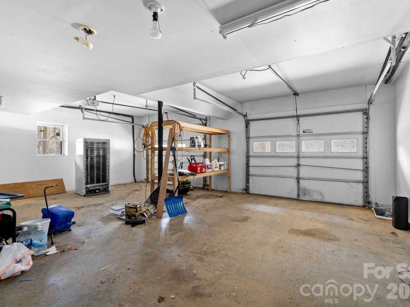 267 Eagles Trace, Canton, NC 28716.  MLS# CAR4358414, YatesRealty ID 10343. Garage