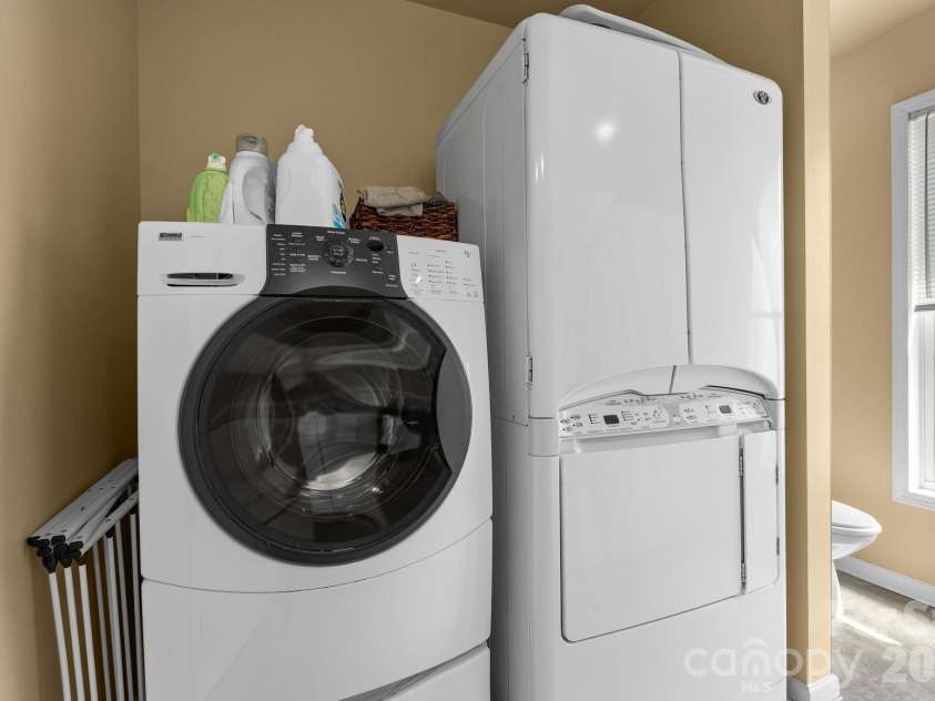 267 Eagles Trace, Canton, NC 28716.  MLS# CAR4358414, YatesRealty ID 10343. Laundry