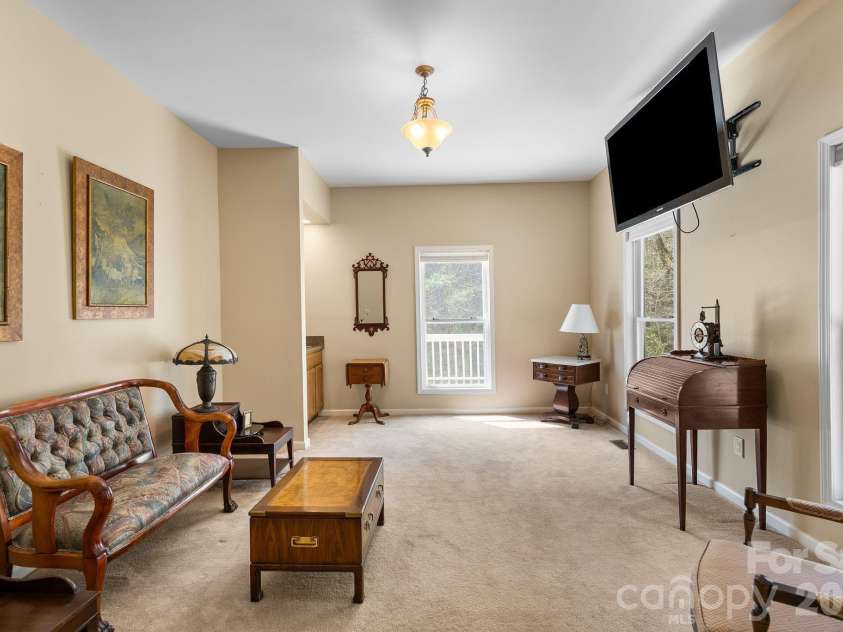 267 Eagles Trace, Canton, NC 28716.  MLS# CAR4358414, YatesRealty ID 10343. Sitting Room