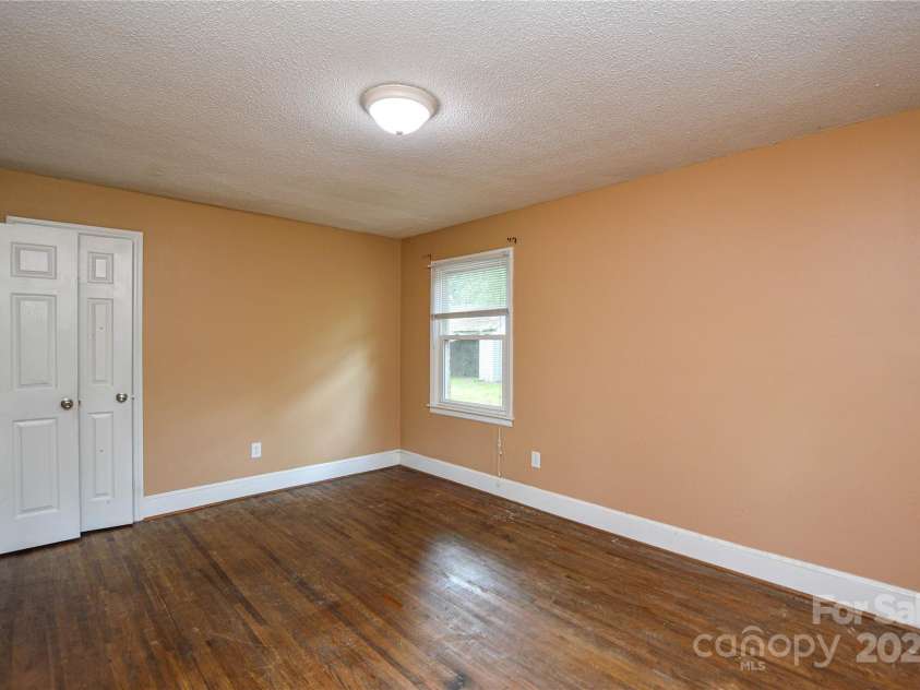 7224 Kuck Road, Mint Hill, NC 28227.  MLS# CAR4248671, YatesRealty ID 10344. 