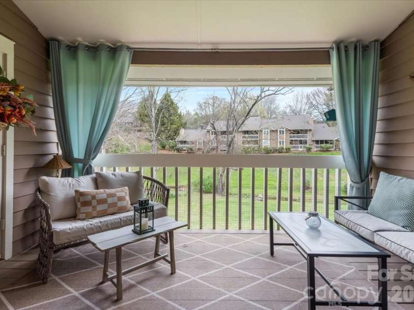 6 Willow Tree Run, Asheville, NC 28803.  MLS# CAR4365587, YatesRealty ID 10345. 