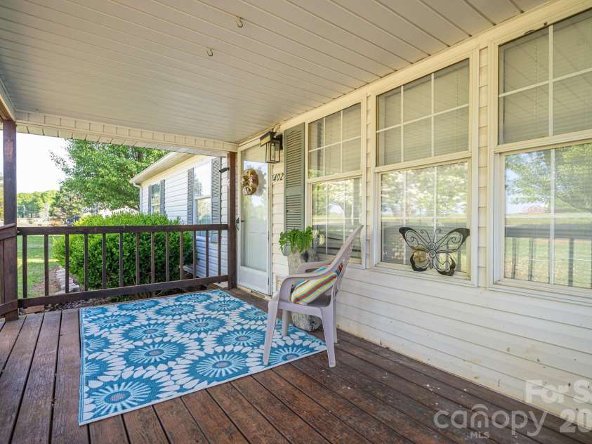 402 Wilson Drive, Lawndale, NC 28090.  MLS# CAR4368247, YatesRealty ID 10346. 