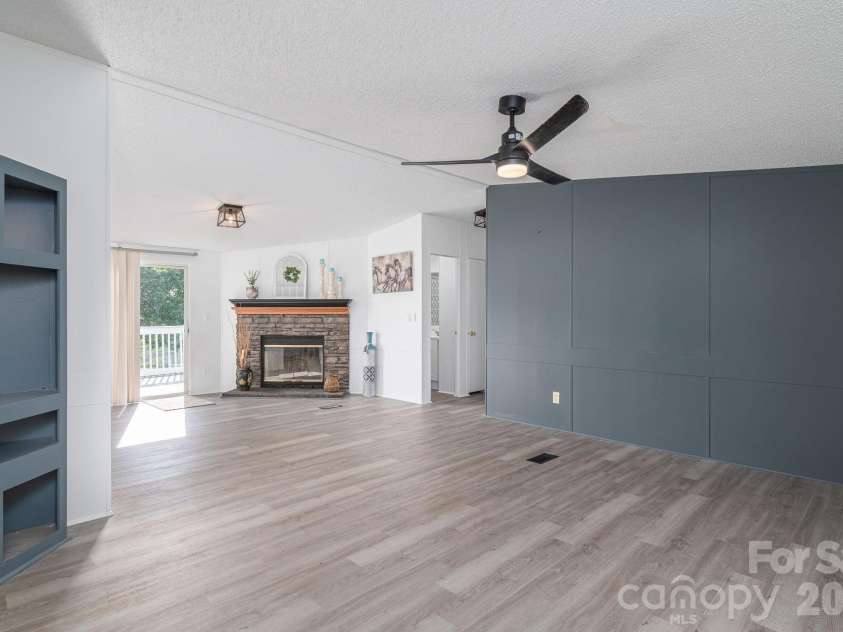 402 Wilson Drive, Lawndale, NC 28090.  MLS# CAR4368247, YatesRealty ID 10346. 