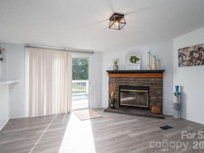 402 Wilson Drive, Lawndale, NC 28090.  MLS# CAR4368247, YatesRealty ID 10346. 