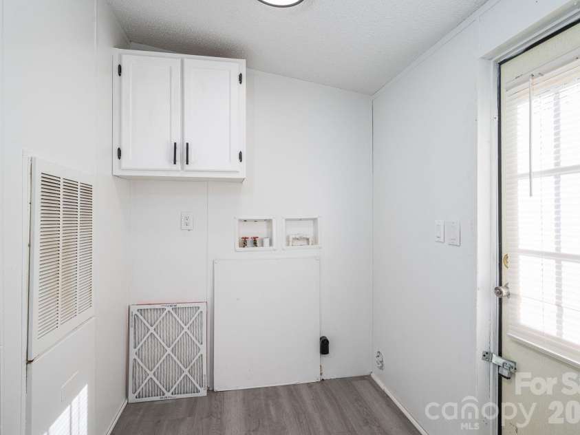 402 Wilson Drive, Lawndale, NC 28090.  MLS# CAR4368247, YatesRealty ID 10346. 