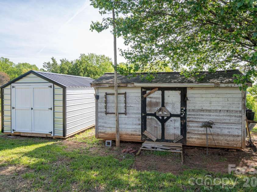402 Wilson Drive, Lawndale, NC 28090.  MLS# CAR4368247, YatesRealty ID 10346. 