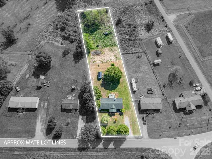402 Wilson Drive, Lawndale, NC 28090.  MLS# CAR4368247, YatesRealty ID 10346. 