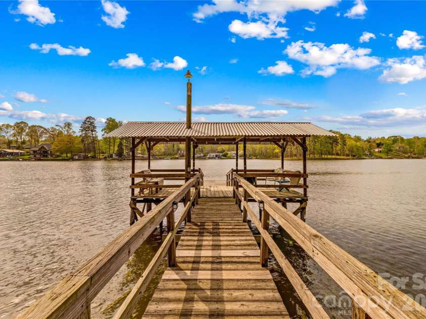 570 Lake Drive 9 Drive, Lexington, NC 27292.  MLS# CAR4368009, YatesRealty ID 10347. 