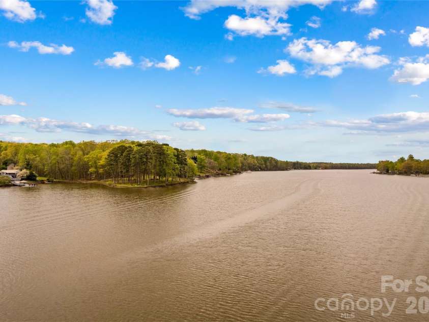 570 Lake Drive 9 Drive, Lexington, NC 27292.  MLS# CAR4368009, YatesRealty ID 10347. 