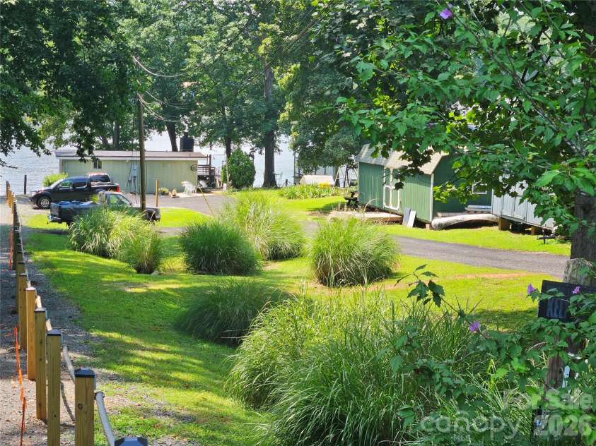 570 Lake Drive 9 Drive, Lexington, NC 27292.  MLS# CAR4368009, YatesRealty ID 10347. 